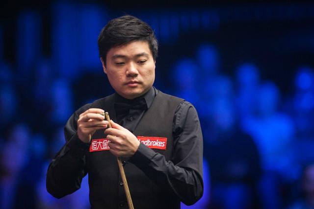 争异常激烈 争异常激烈